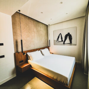 Camera J Hotel City Hotel